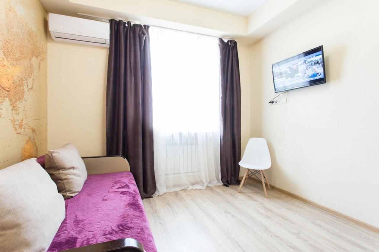 New Studio In The Center - Korolenka Str. 25/62 Apartman Harkov Kültér fotó